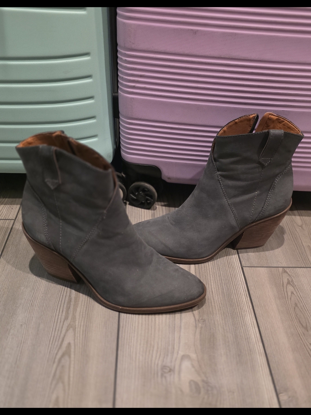 Lucky Brand Gray Suede Ankle Booties with Stacked Heel